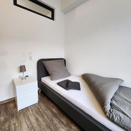 Monteurzimmer In Bielefeld - Mitte Exteriör bild