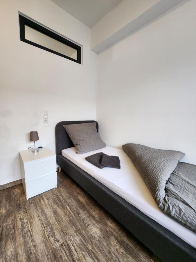 Monteurzimmer In Bielefeld - Mitte Exteriör bild