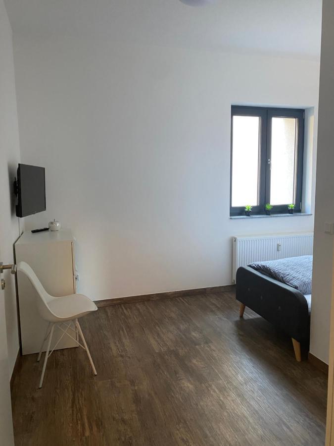 Monteurzimmer In Bielefeld - Mitte Exteriör bild