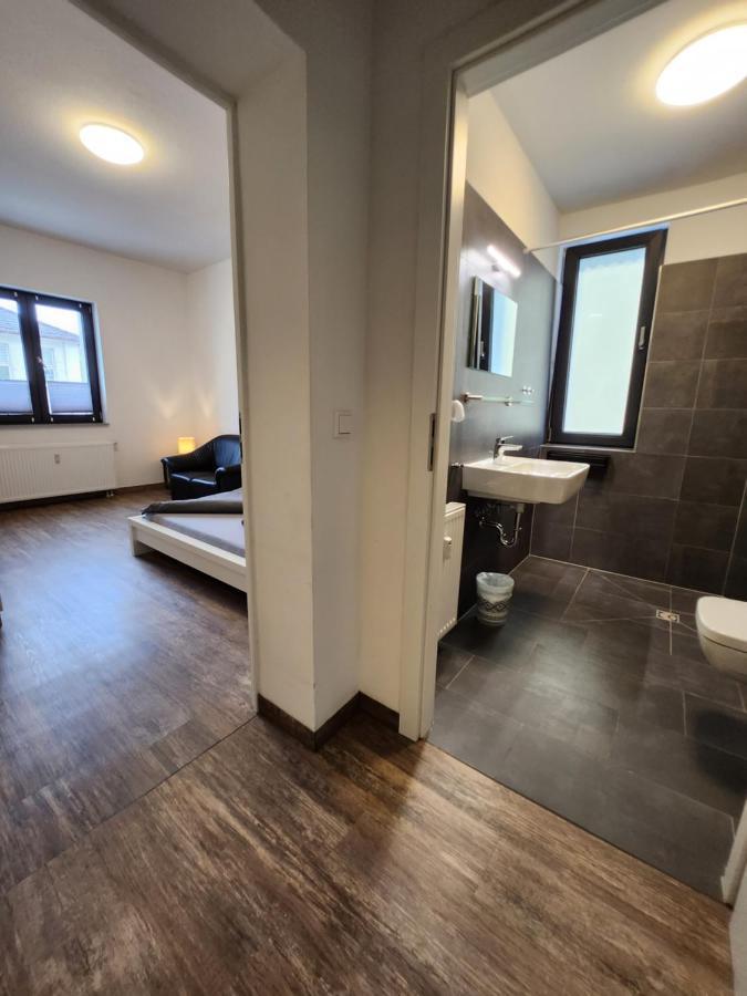 Monteurzimmer In Bielefeld - Mitte Exteriör bild