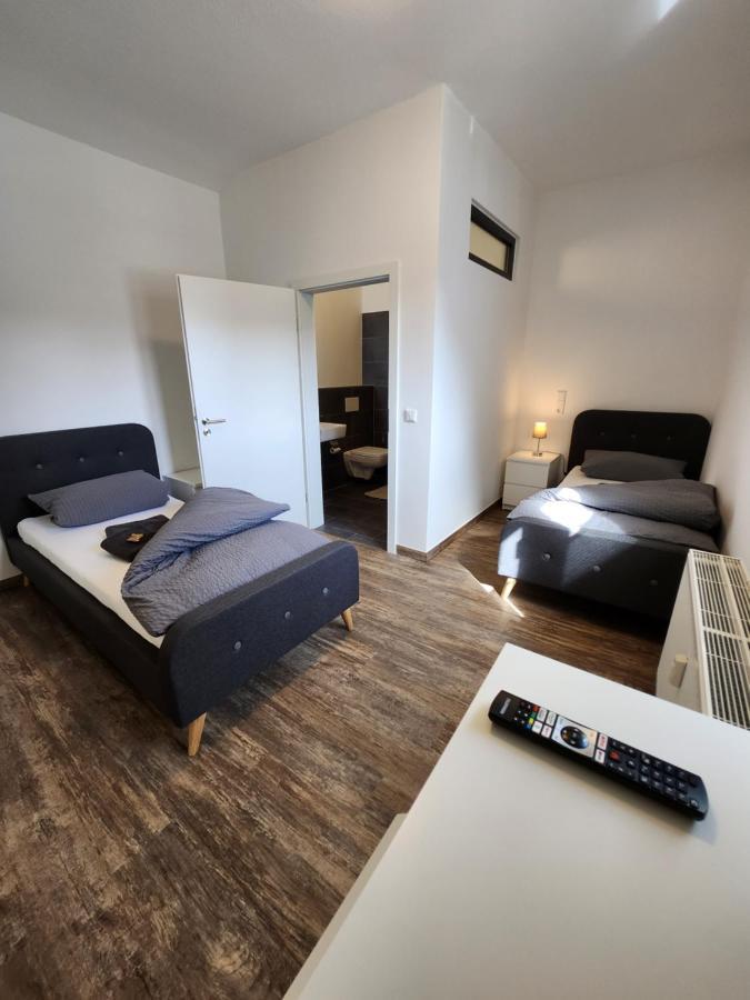Monteurzimmer In Bielefeld - Mitte Exteriör bild