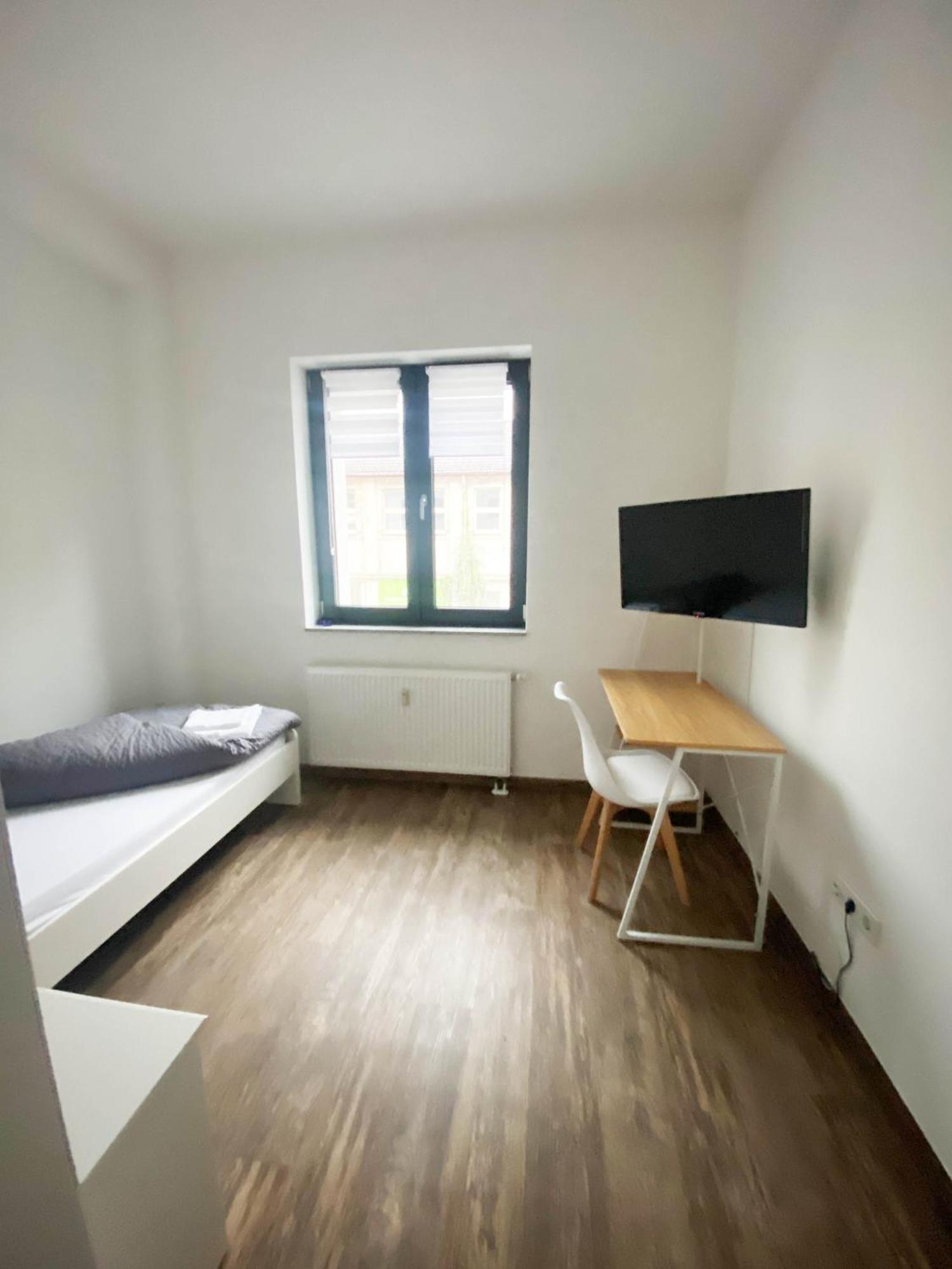 Monteurzimmer In Bielefeld - Mitte Exteriör bild
